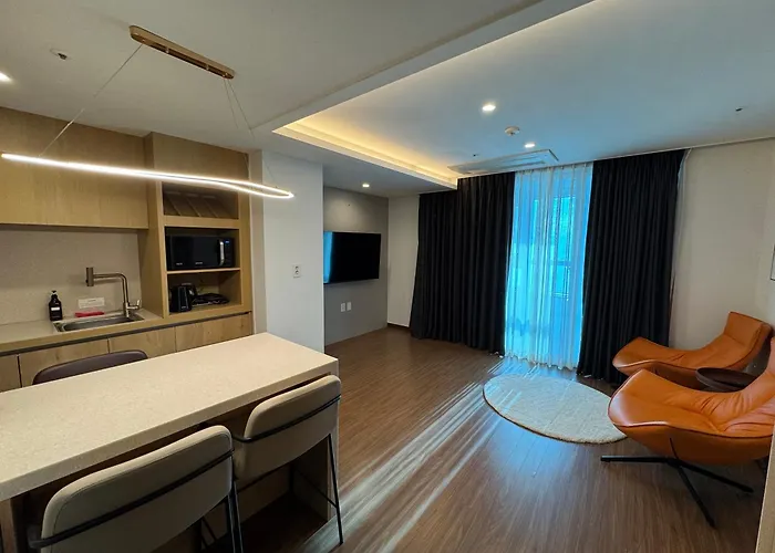 Felix By Stx & Appartement Busan